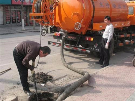 龙亭清掏化粪池，健康生活从这里开始